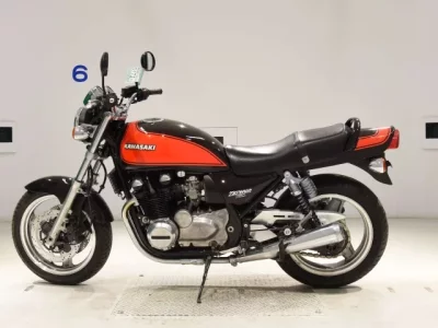 Kawasaki ZEPHYR750  с аукциона в Японии