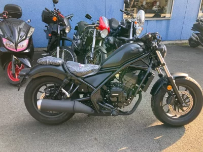 Honda REBEL 250 E-CLUTCH