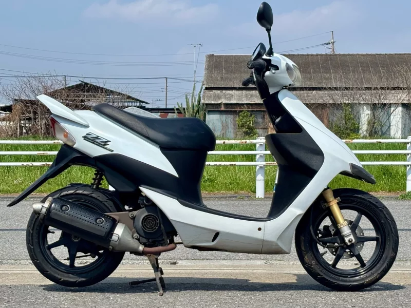 Suzuki ZZ