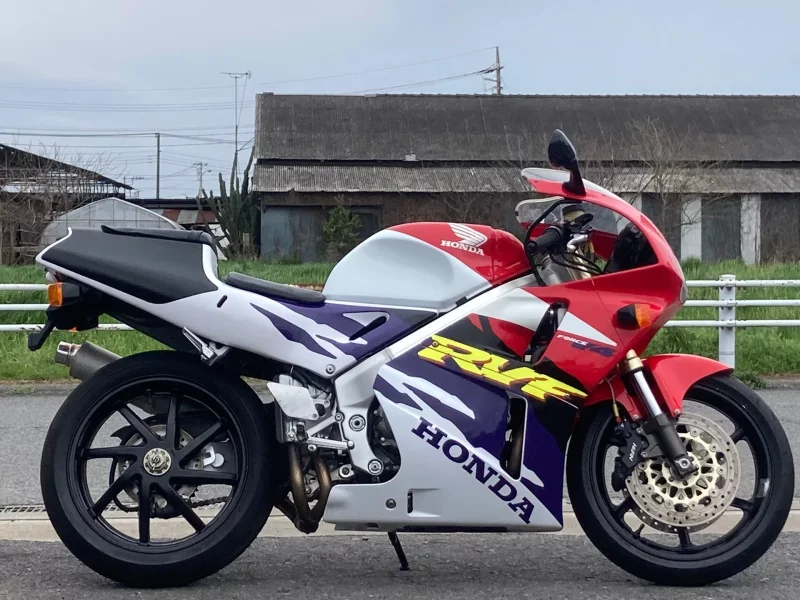 Honda RVF400