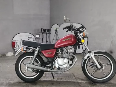 Suzuki GN125H