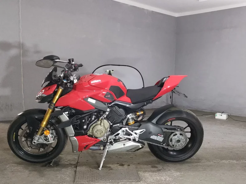Ducati DUCATI STREET FIGHTER V4S