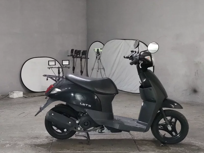 Suzuki LET S