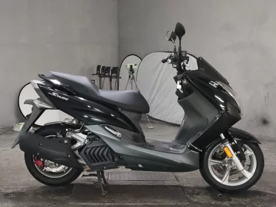 Yamaha S-MAX
