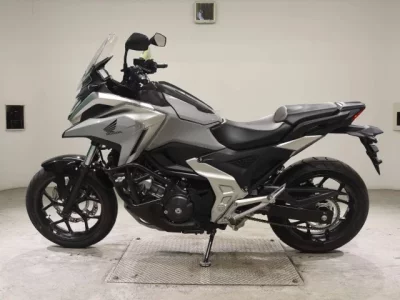 Honda NC750XD-3