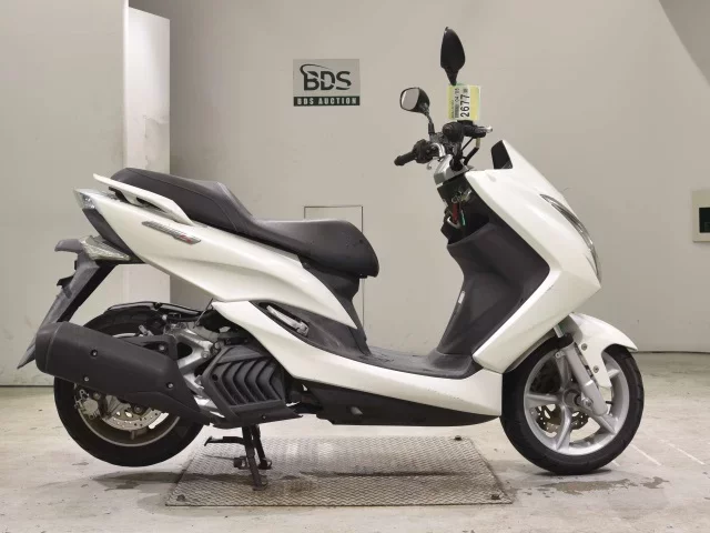 Yamaha MAJESTY 155S