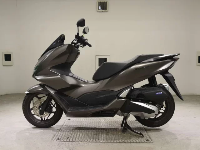 Honda PCX125-4