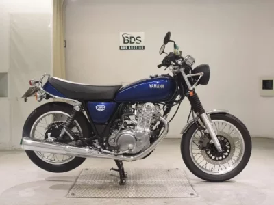 Yamaha SR400-5