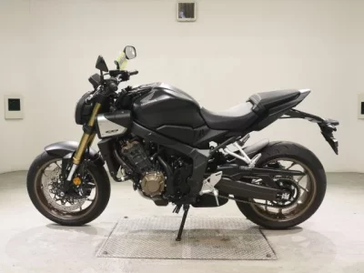Honda CB650R-2