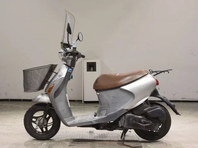 Suzuki LET S4