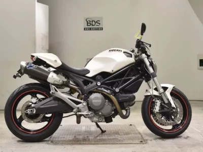Ducati DUCATI MONSTER 696