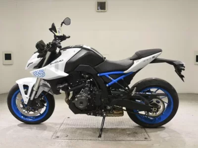 Suzuki GSX-8S