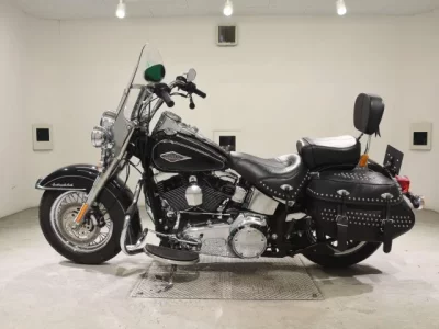 Harley-Davidson HARLEY FLSTC1580