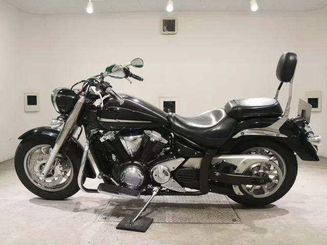 Yamaha XVS1300A