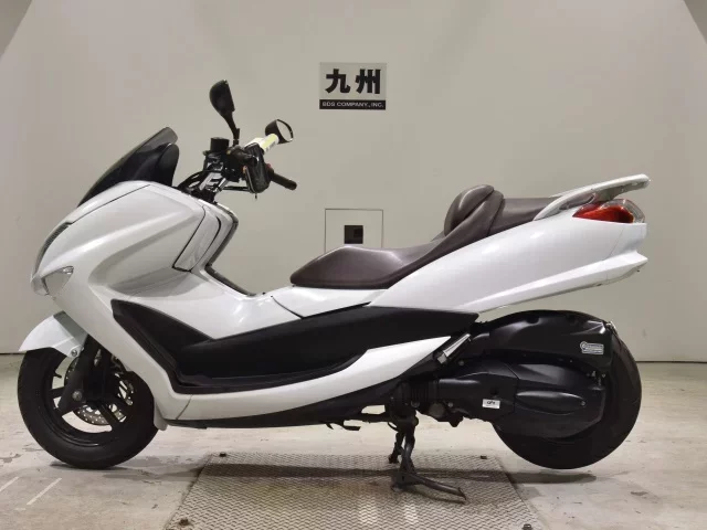 Yamaha MAJESTY 250-4