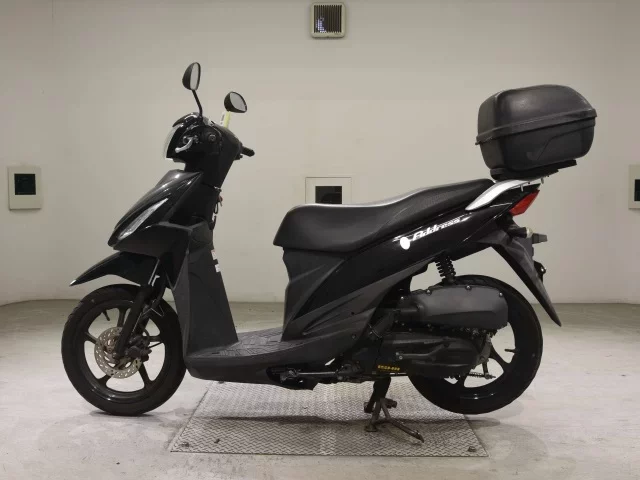 Suzuki ADDRESS110-2