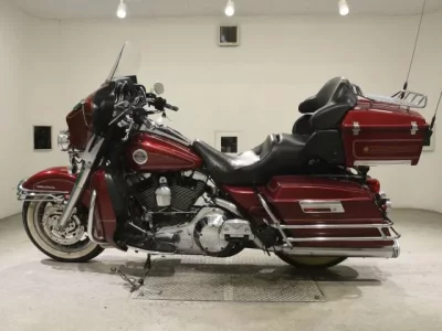 Harley-Davidson HARLEY FLHTCU1450