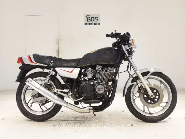 Yamaha XJ400 TSUUKANSHO