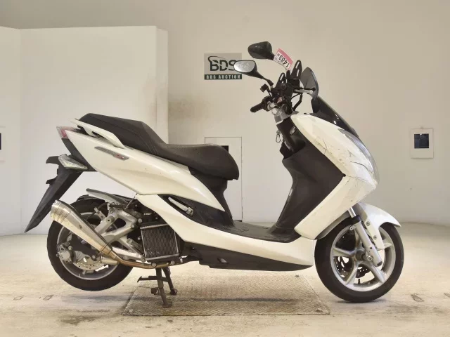 Yamaha MAJESTY 155S
