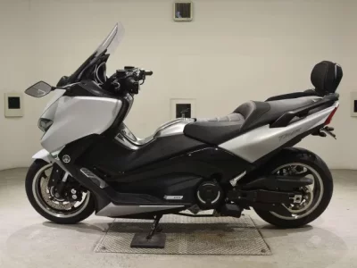 Yamaha T-MAX530DX