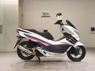 Honda PCX125-2