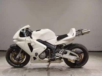 Honda CBR600RR SHO LOUIS NOT EQUIPPED