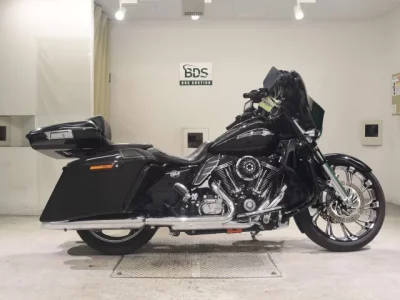 Harley-Davidson HARLEY FLHXSE1800CVO