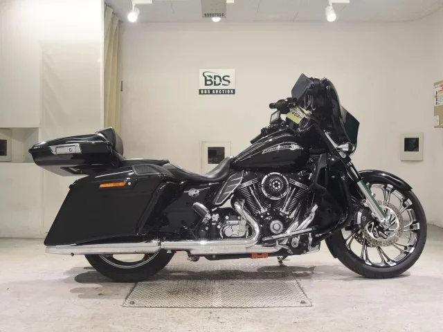 Harley-Davidson HARLEY FLHXSE1800CVO