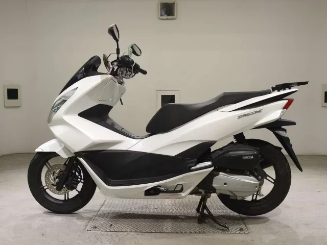 Honda PCX125-2