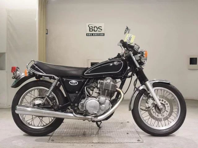 Yamaha SR400-3