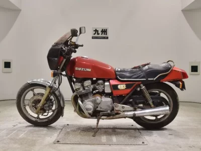 Suzuki GSX750
