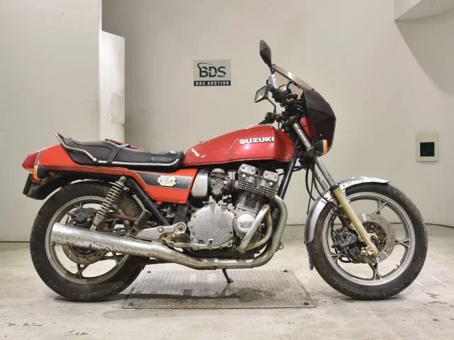 Suzuki GSX750