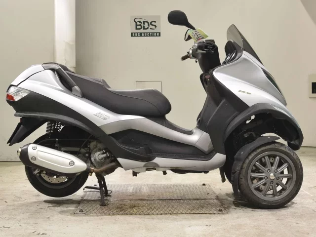Piaggio PIAGGIO MP3