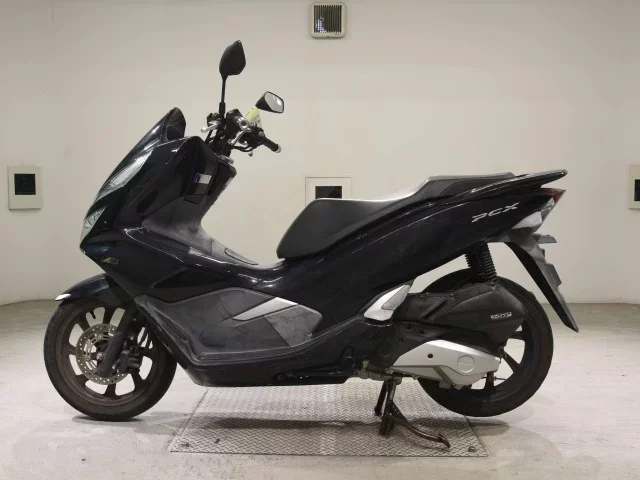 Honda PCX125-3