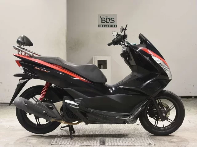 Honda PCX125-2