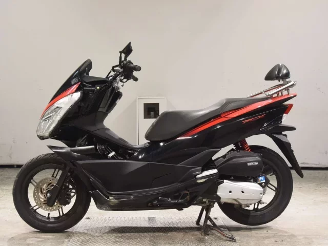 Honda PCX125-2
