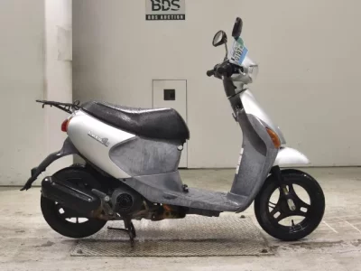 Suzuki LET S4
