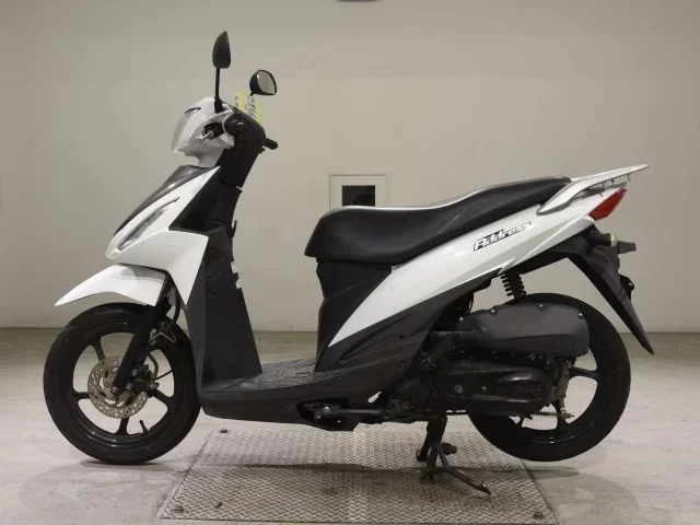 Suzuki ADDRESS110-2