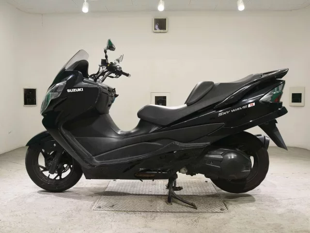 Suzuki SKYWAVE 250S-3