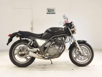 Yamaha SRX400-2