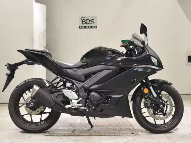 Yamaha YZF-R3 лот № 2676 оценка 6  с аукциона в Японии