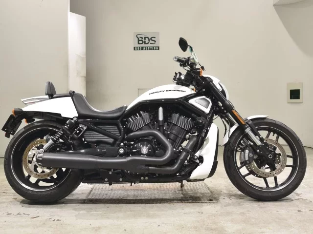 Harley-Davidson HARLEY VRSCDX1250 лот № 2809 оценка 6  с аукциона в Японии