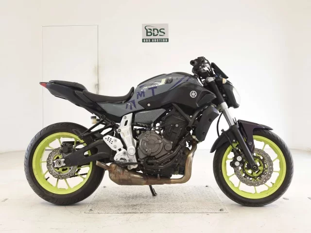 Yamaha MT-07 SHO LOUIS NOT EQUIPPED