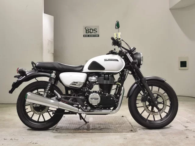 Honda GB350 лот № 2688 оценка 5  с аукциона в Японии