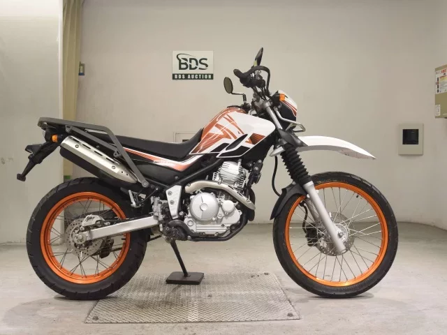 Yamaha SEROW 250-3 лот № 5205 оценка 5  с аукциона в Японии