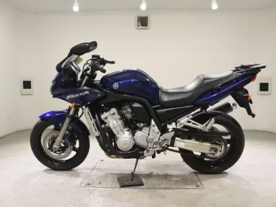Yamaha FZS1000 FEATHER лот № 7749 оценка 4  с аукциона в Японии 2