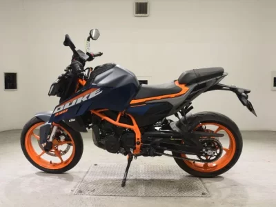 KTM  390 DUKE лот № 5223 оценка 7  с аукциона в Японии 2