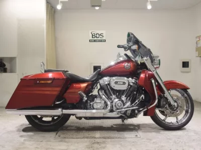 Harley-Davidson HARLEY FLHRSE1800CVO