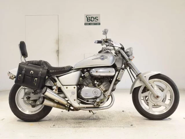 Honda MAGNA 250