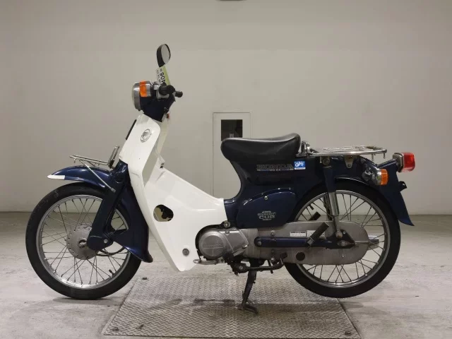 Honda C90
